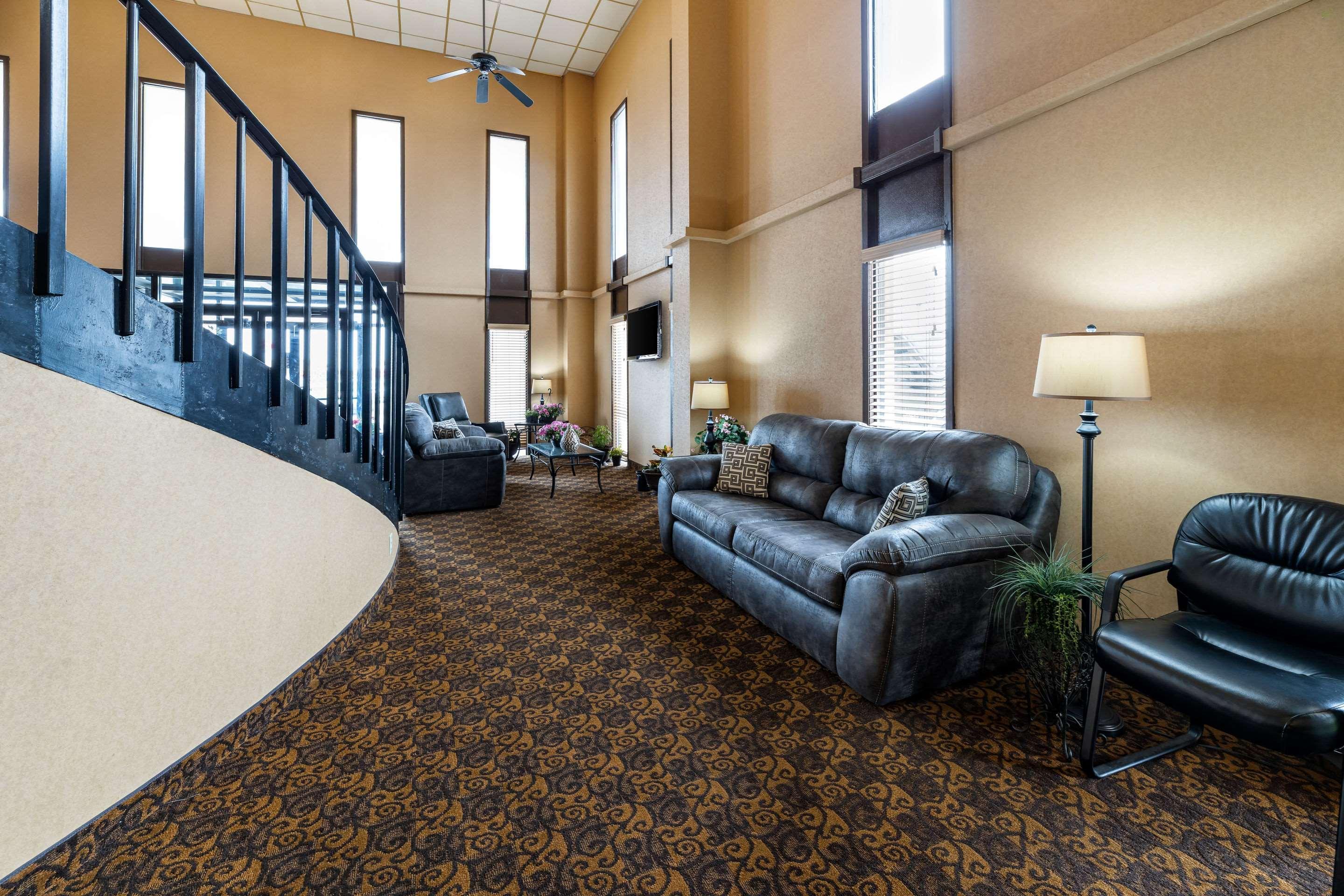 Rodeway Inn South Hutchinson ภายนอก รูปภาพ