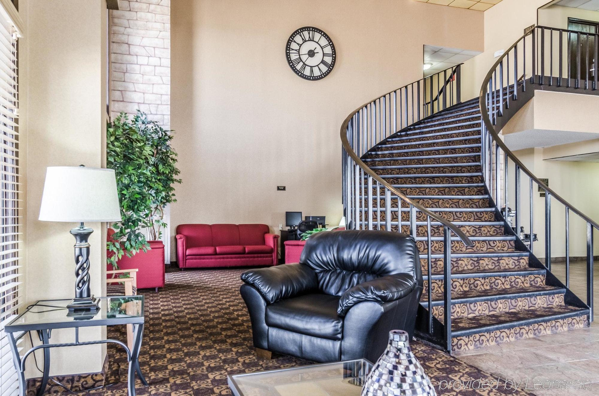 Rodeway Inn South Hutchinson ภายนอก รูปภาพ